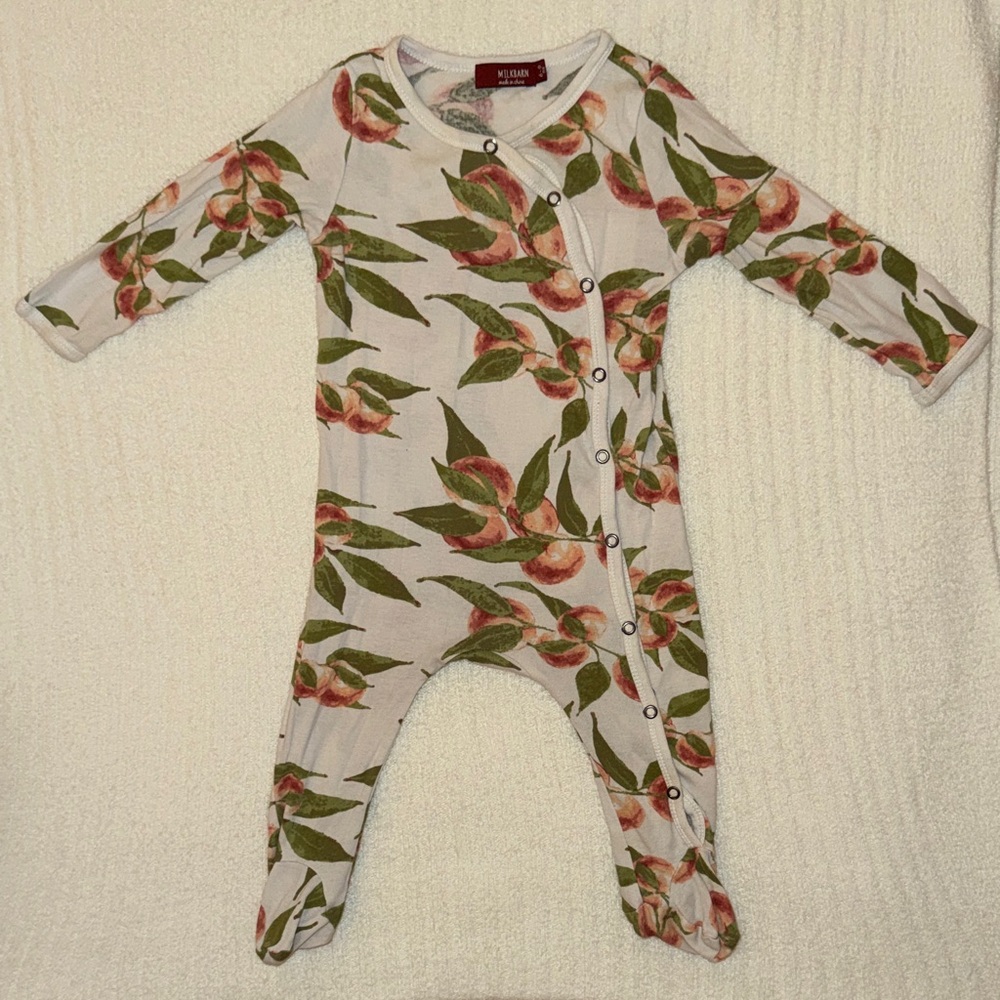 EUC - Milkbarn organic cotton footie onesie 6-9 mos
